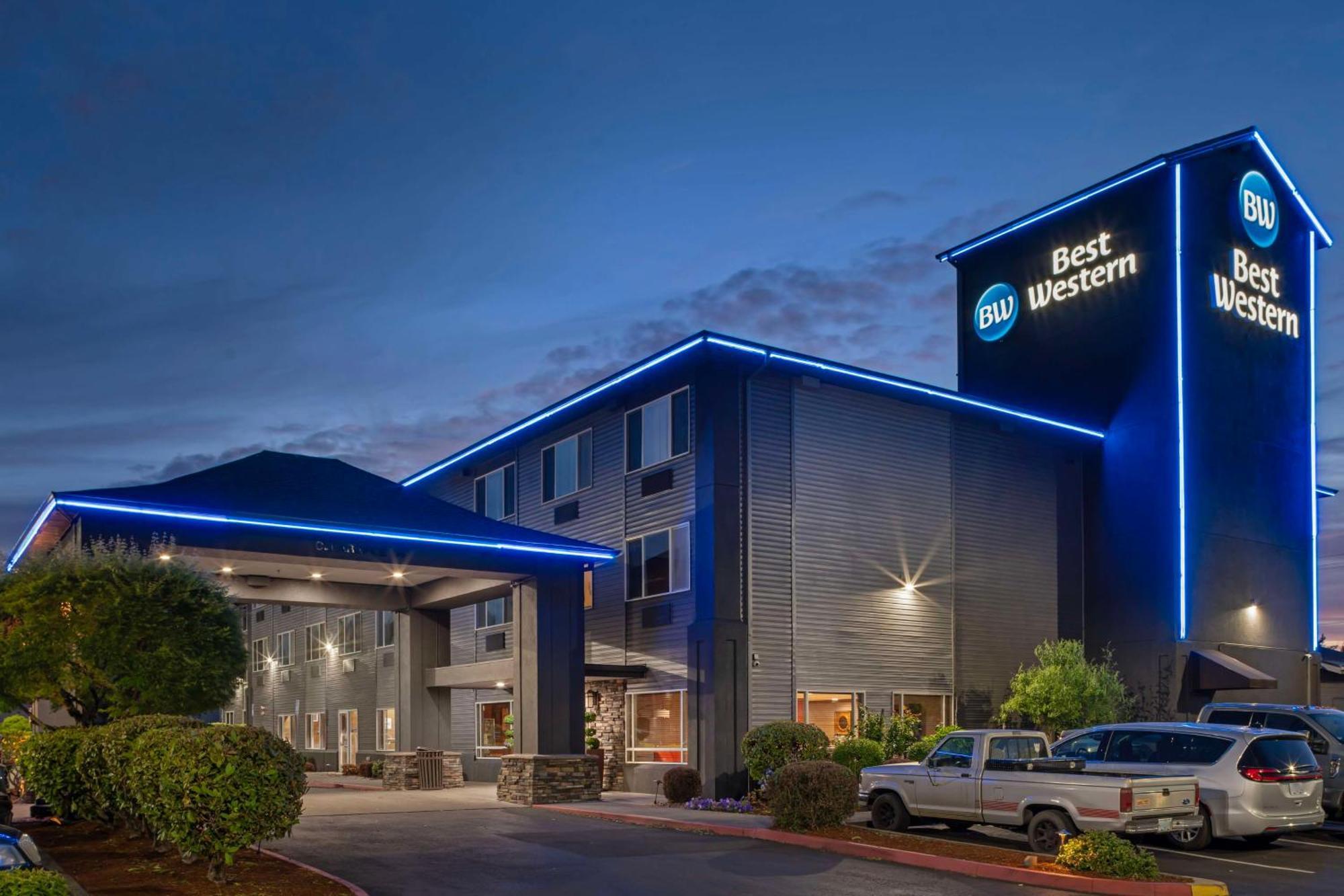 Best Western Cascade Inn & Suites Troutdale Eksteriør billede