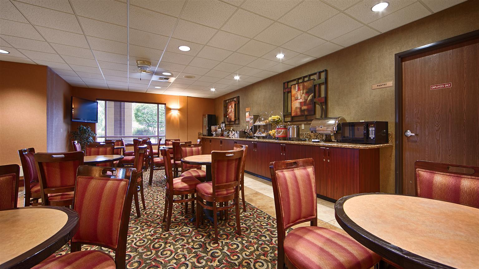 Best Western Cascade Inn & Suites Troutdale Eksteriør billede