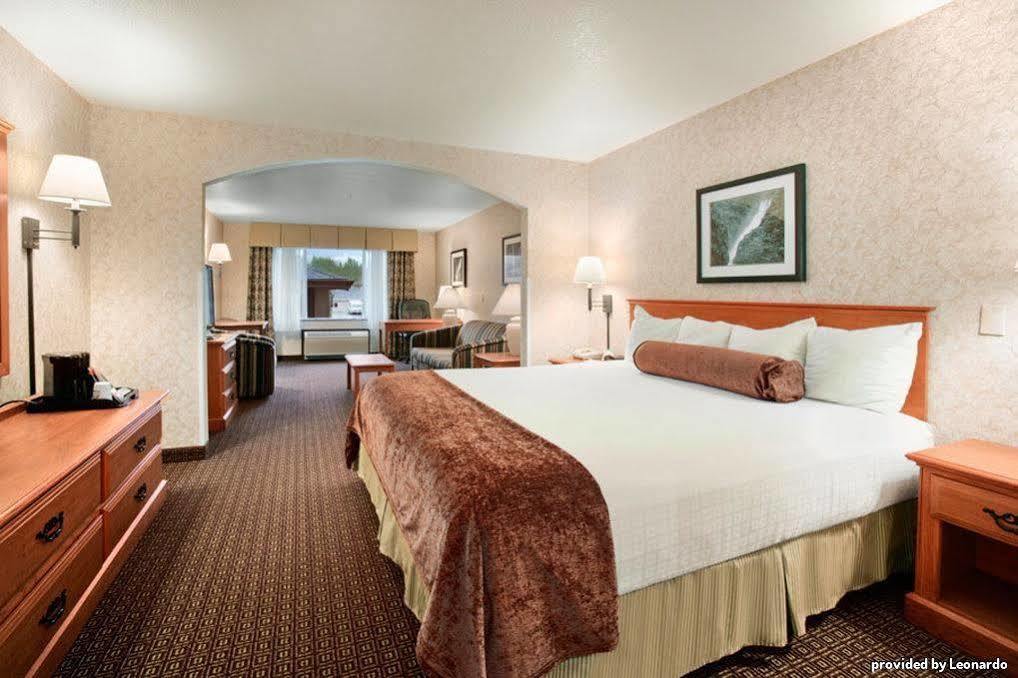 Best Western Cascade Inn & Suites Troutdale Værelse billede