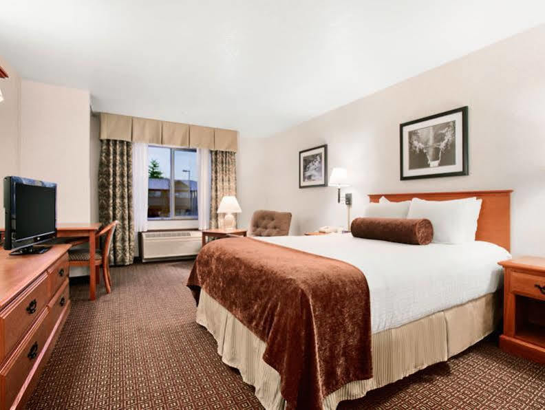 Best Western Cascade Inn & Suites Troutdale Eksteriør billede