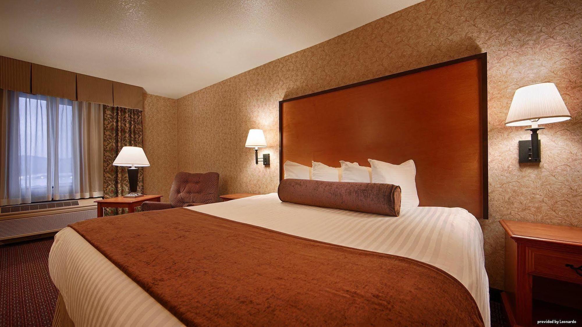 Best Western Cascade Inn & Suites Troutdale Eksteriør billede